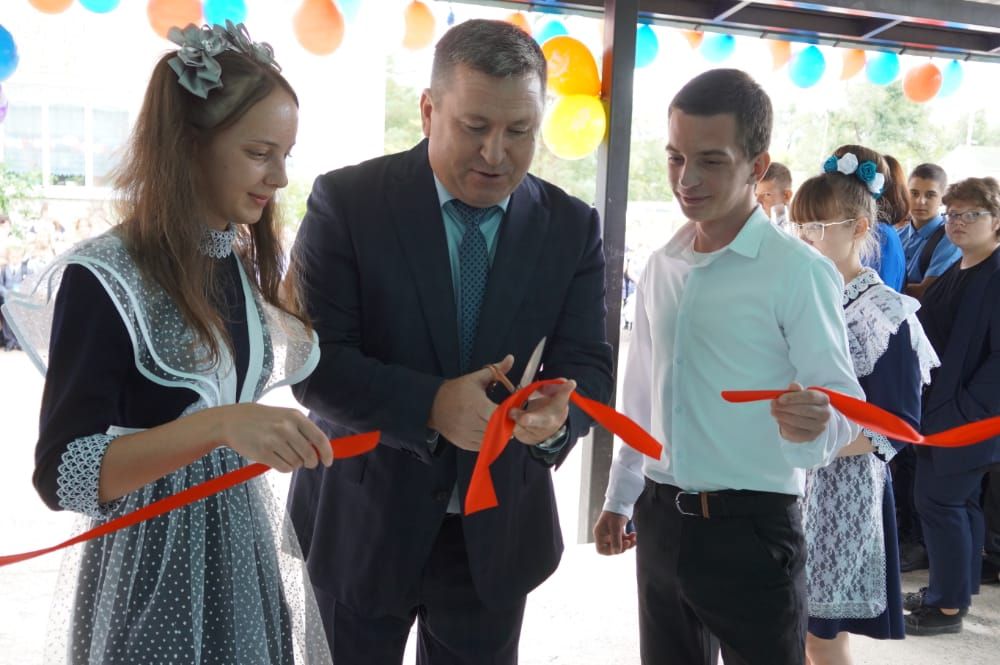 Открытие Центра образования естественно-научной направленности &amp;quot;Точка роста&amp;quot;.